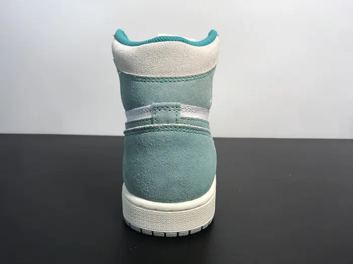 Air Jordan 1 Retro High Turbo Green Size 10 