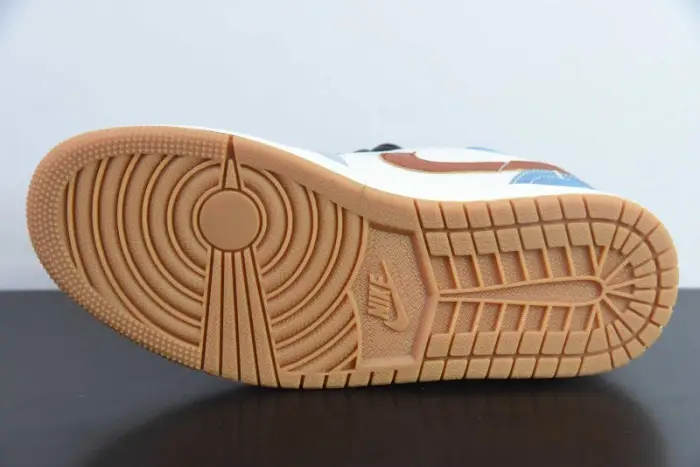 (WMNS) Air Jordan 1 Low 'Denim Phantom' 