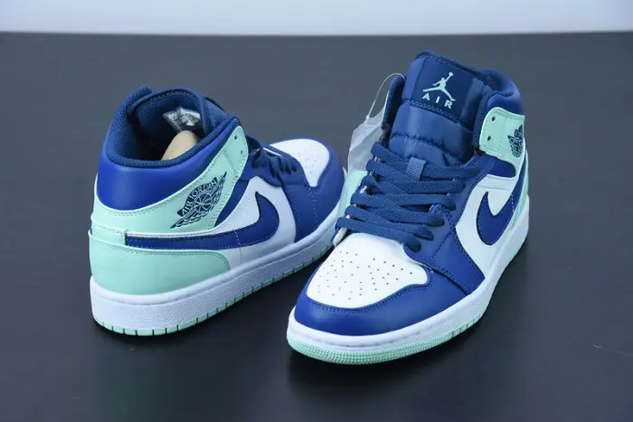 Air Jordan 1 Mid "Blue Mint" 