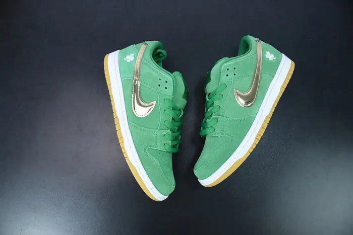 Nike SB Dunk Low St. Patrick's Day 