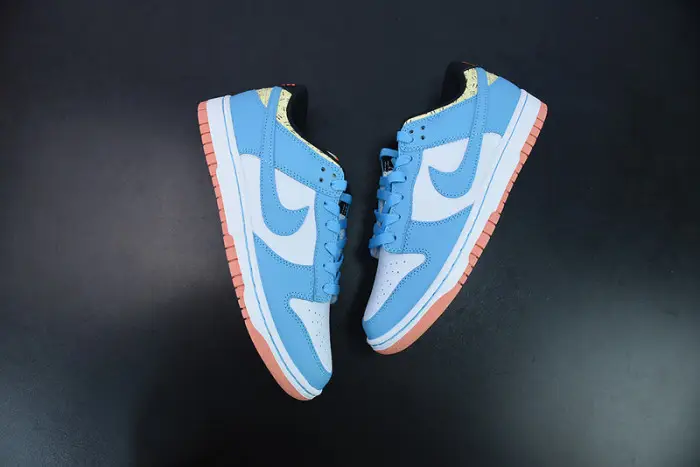 Nike x Kyrie Irving Dunk Low 