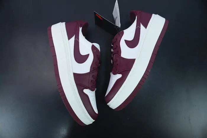 Air Jordan 1 Low Elevate "Team Red" 