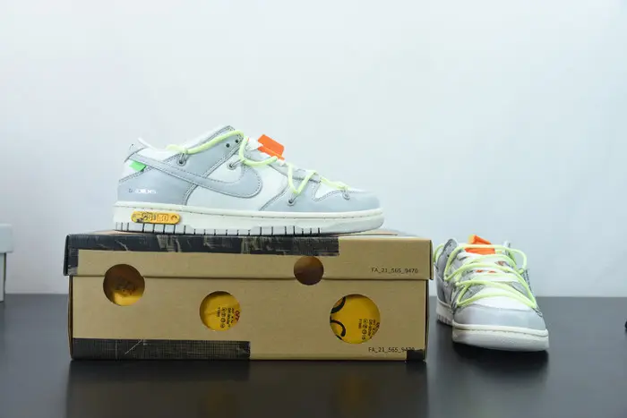 OFW x Nike SB Dunk Low “43 of 50” OW 