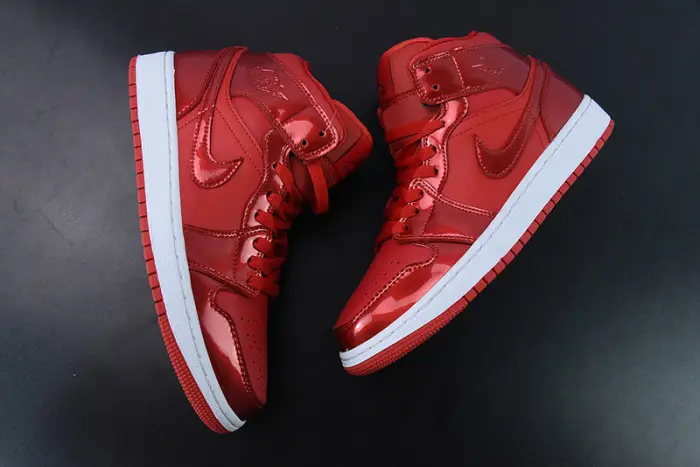 Jordan 1 Mid SE Pomegranate (Women's) - 