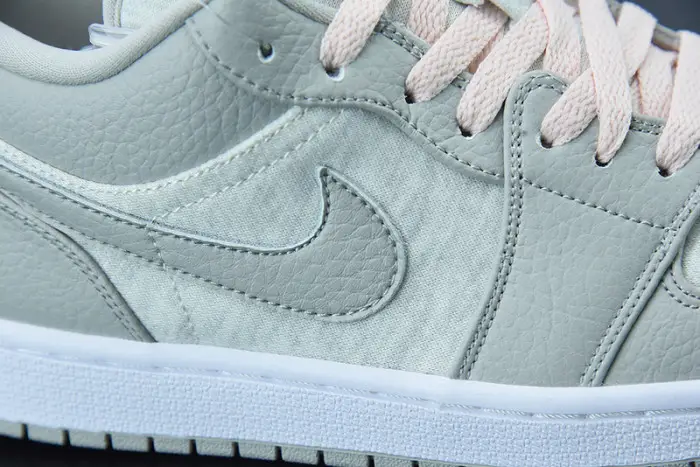 (WMNS) Air Jordan 1 Low SE 'Light Iron Ore' 