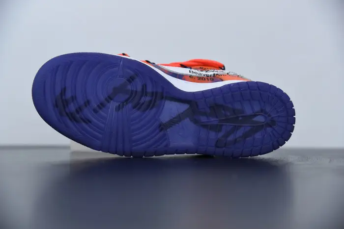 Nike SB Dunk Low OFW x Futura 
