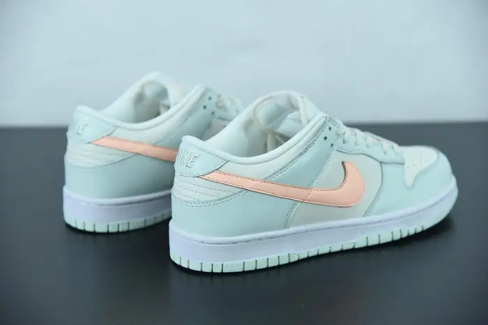 Nike Dunk Low Barely Green 