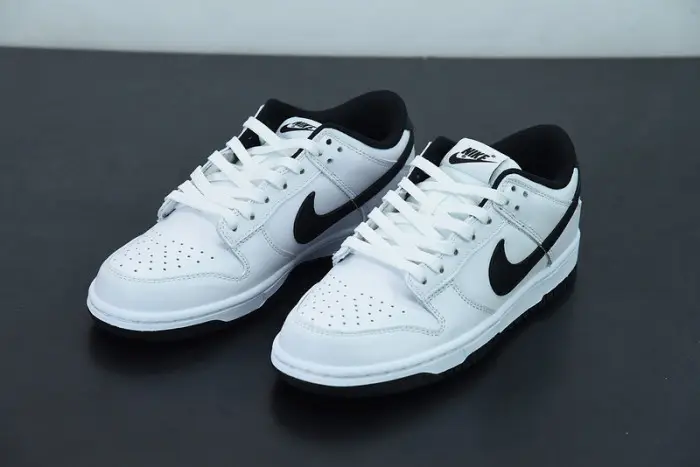 Nike Dunk Low White Black WMNS 
