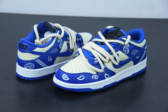 Nike Dunk Low “Retro 