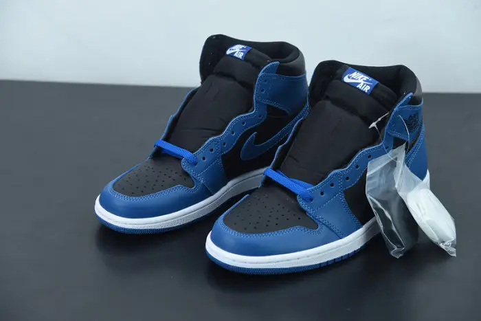 Air Jordan 1 High OG “Dark Marina Blue 