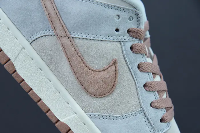Nike Dunk Low “Fossil Rose” 