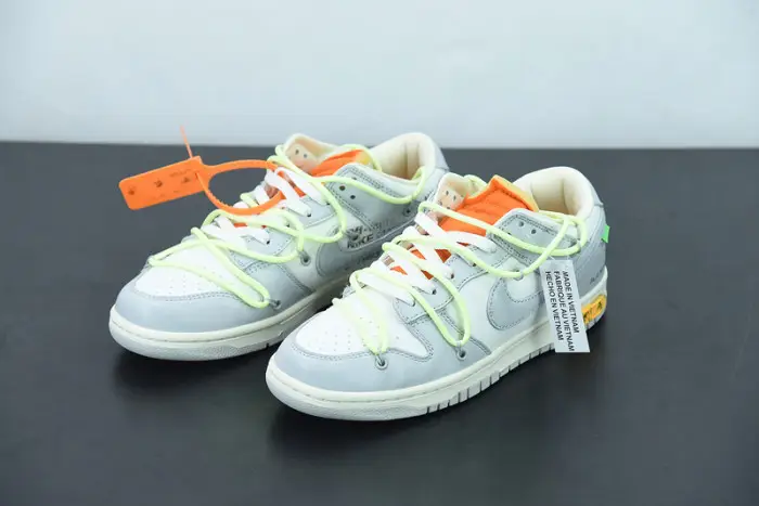 OFW x Nike SB Dunk Low “43 of 50” OW 
