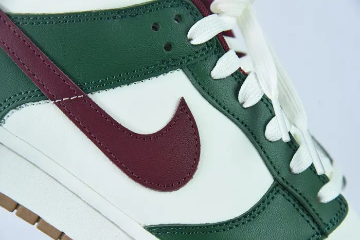 Nike Dunk Low Gorge Green 