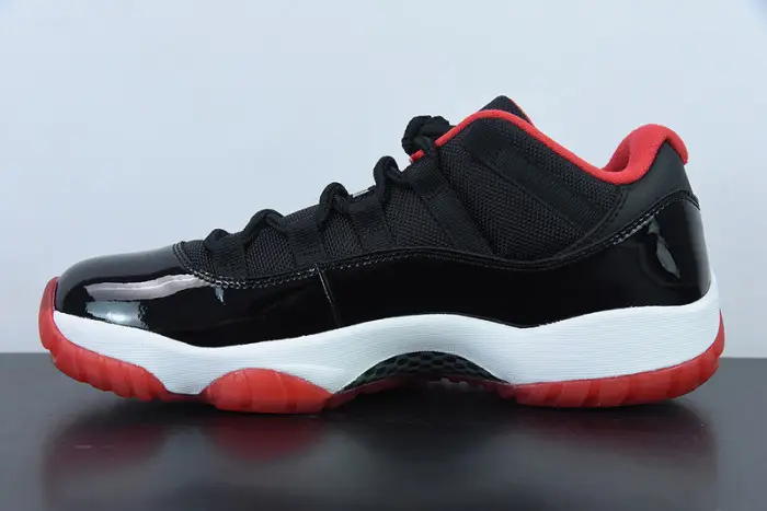 Air Jordan 11 Retro Low 'Bred' 