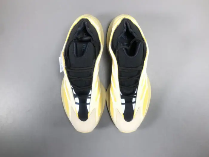 adidas Yeezy 700 V3 'Safflower' 