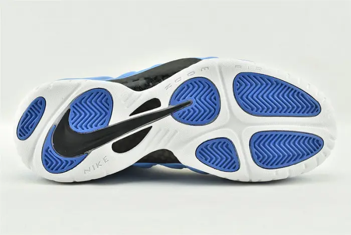 NIKE Air Foamposite Pro 'University Blue' - 624041 