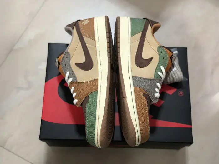 Zion Williamson x Air Jordan 1 Retro Low OG 'Voodoo' - DZ7292 