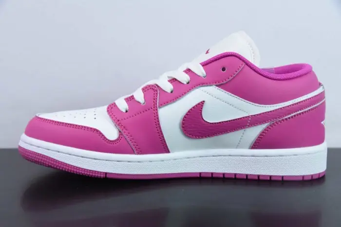 AIR JORDAN 1 LOW GS 'FIRE PINK' 