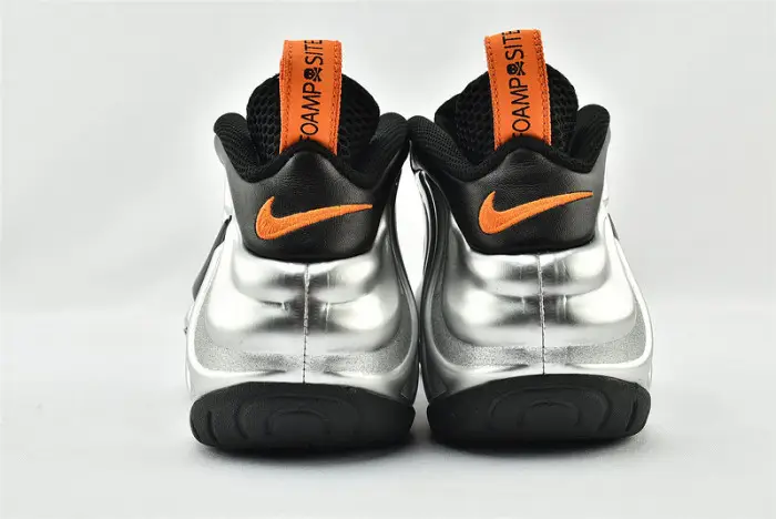Nike Air Foamposite Pro Halloween 
