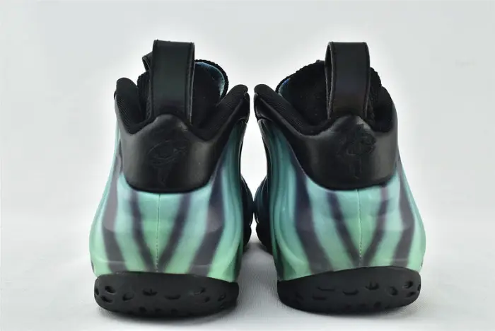 Nike Air Foamposite One Northern Lights 