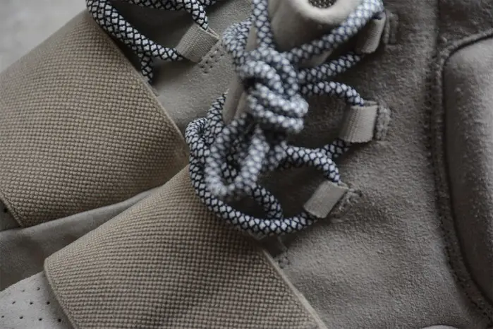 ADIDAS YEEZY BOOST 750 'OG' 