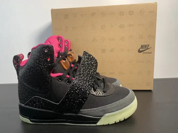 Nike Air Yeezy 1 Blink Men's - 