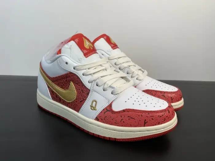 Air Jordan 1 Low SE GS 'Spades' - 
