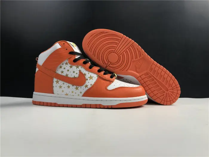 Nike SB Dunk Orange 