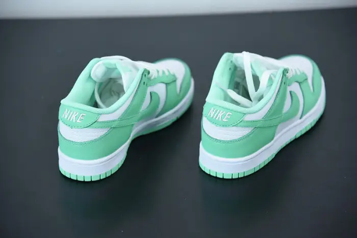 Nike Dunk Low ＂Green 
