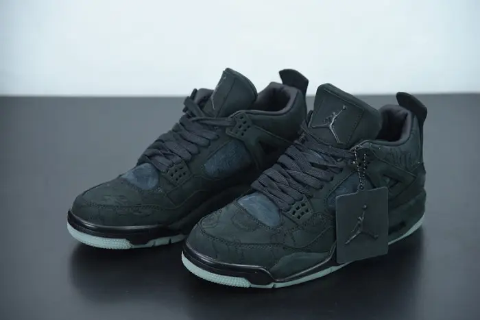 KAWS x Air Jordan 4 Black AJ4 
