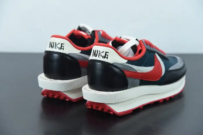 Nike LD Waffle sacai Undercover Midnight Spruce 