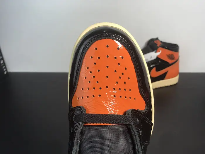 Air Jordan 1 Retro High OG 'Shattered Backboard 3.0' 