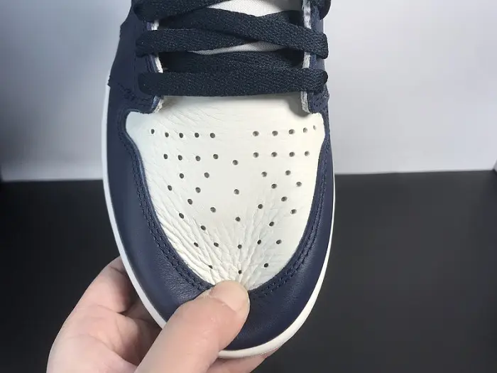 Air Jordan 1 Retro High OG 'Obsidian' 