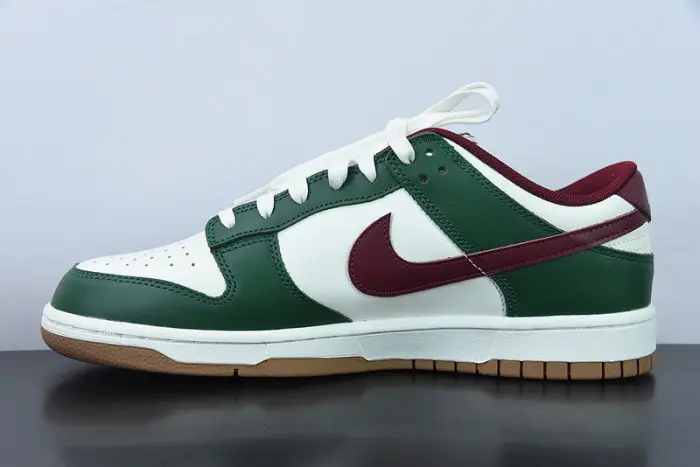 Nike Dunk Low Gorge Green 