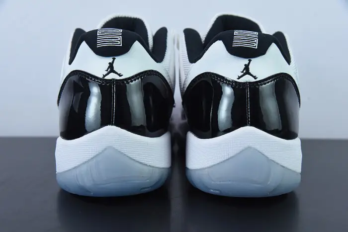 Air Jordan 11 Low BG 'Concord' 