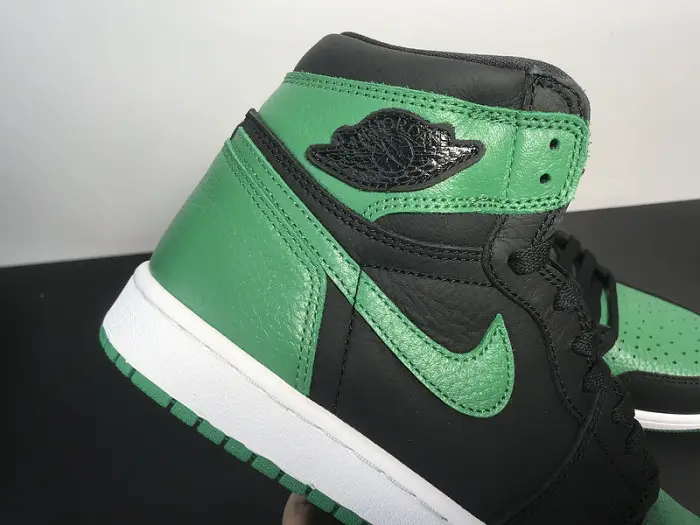 Air Jordan 1 Retro High OG 'Pine Green 2.0' 
