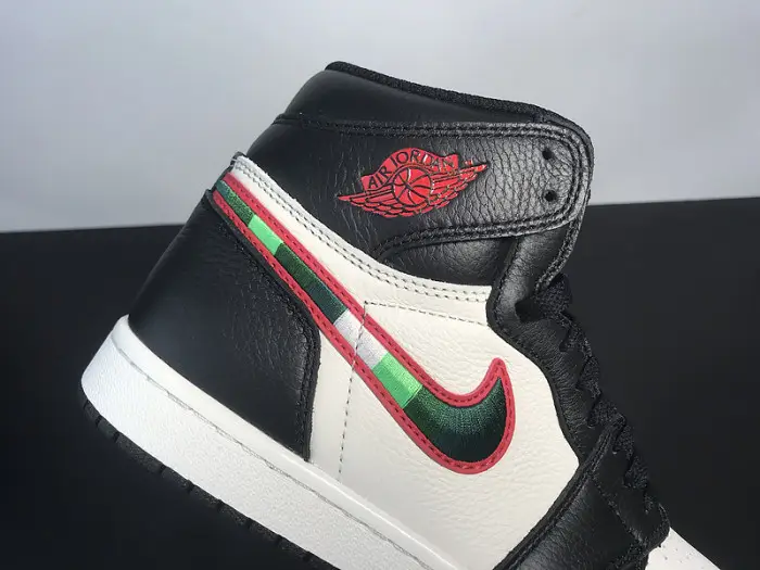 Air Jordan 1 Retro High OG 'A Star Is Born' - 555088 