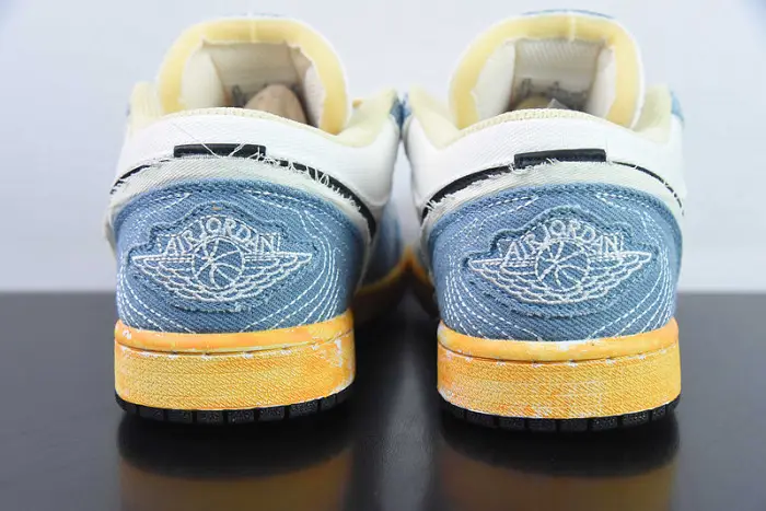 Air Jordan 1 Low 'World Make Japan' - FN7670 