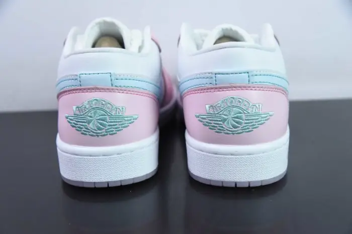 NIKE AIR JORDAN 1 LOW "PAW PRINT" 