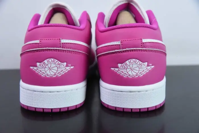 AIR JORDAN 1 LOW GS 'FIRE PINK' 
