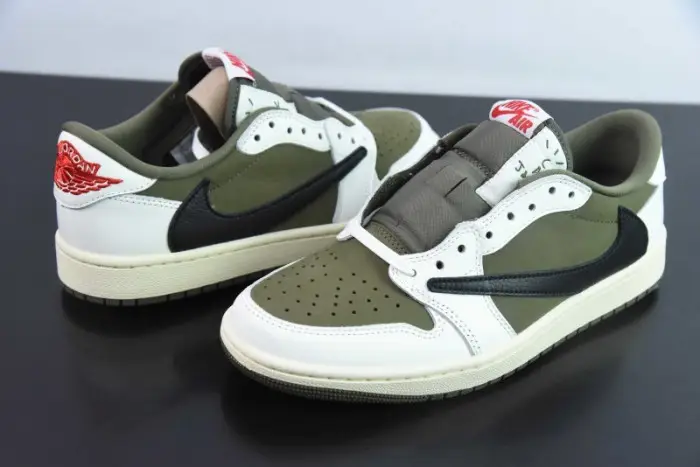 Travis Scott x Air Jordan 1 Low OG Olive 
