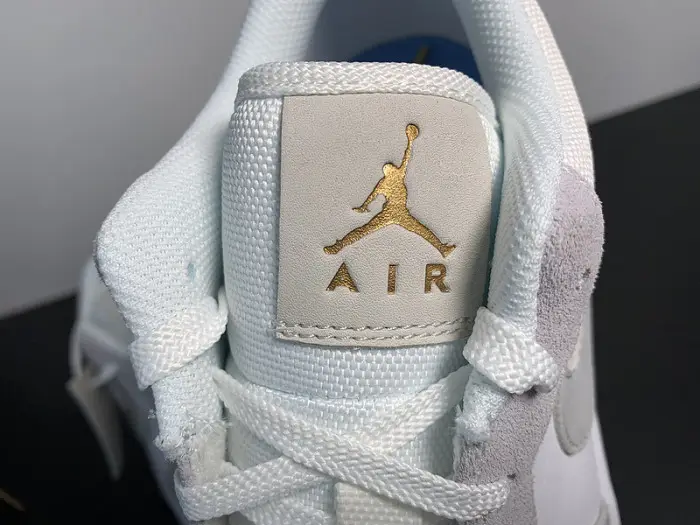 Air Jordan 1 Low "Paris" 