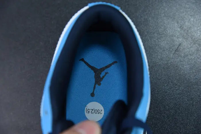 Air Jordan 1 Low UNC (2021) 