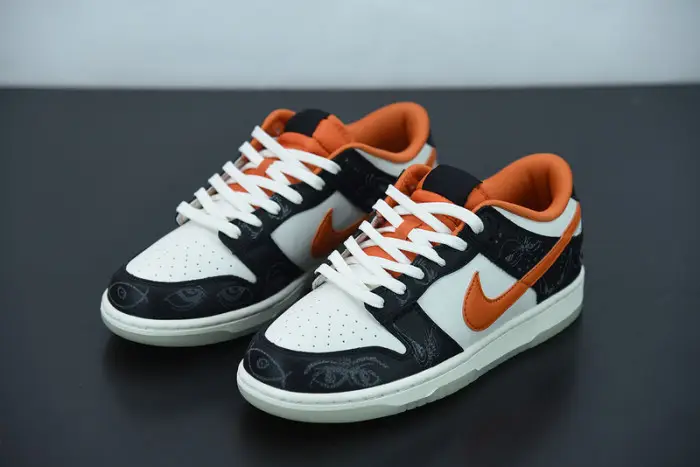 Nike Dunk Low Halloween 