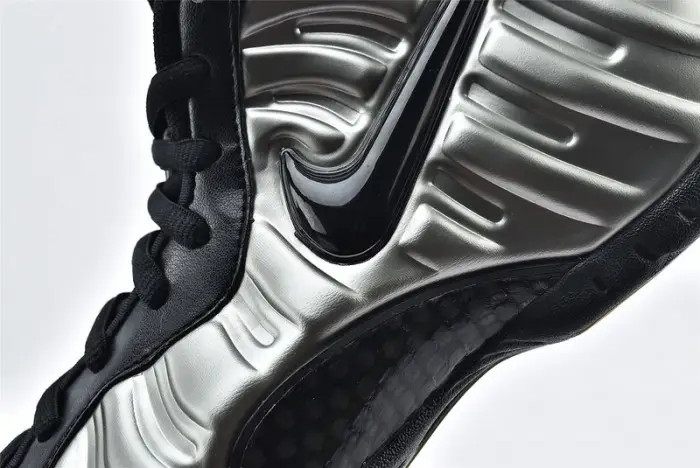 Nike Air Foamposite Pro Metallic Silver 624041 