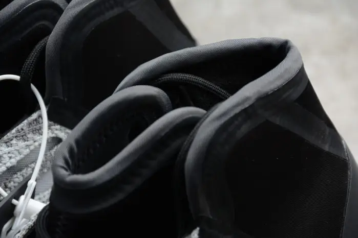Adidas Yeezy Basketball Quantum Sample – EG 