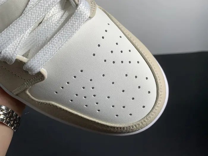 Air Jordan 1 Low SE 'Sail Rattan' - FB7168 