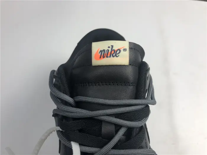OFW x Nike Dunk 
