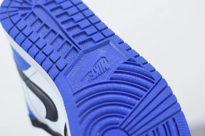 Air Jordan 1 Low Royal Toe 