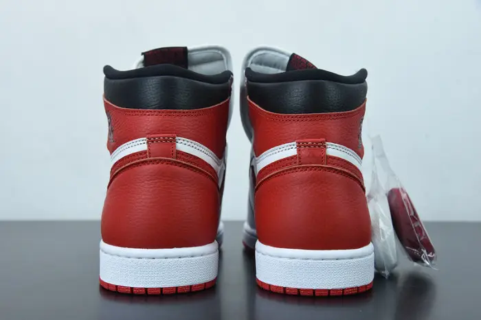 Air Jordan 1 High OG ‘Heritage’ 
